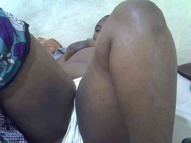 Sexybooty1 webcam