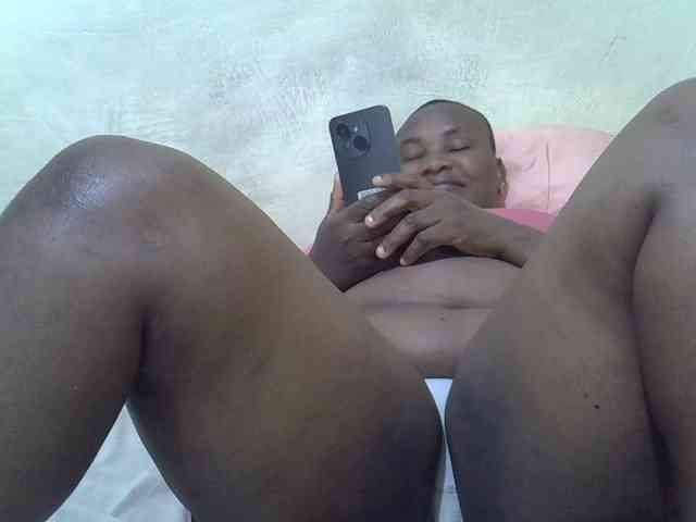 Sexybooty1 webcam