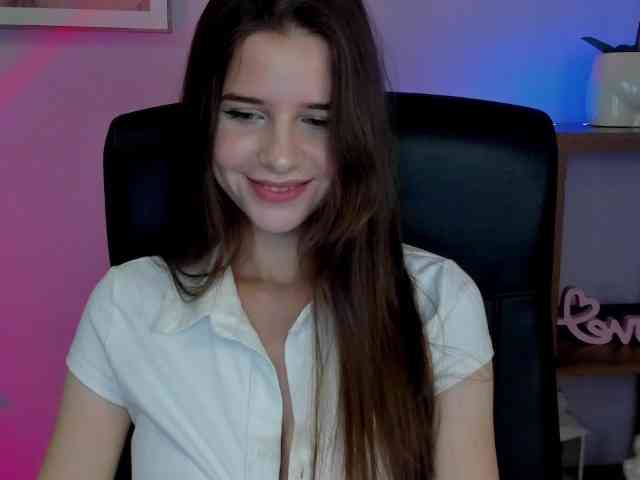 Модель: MayaPerfect