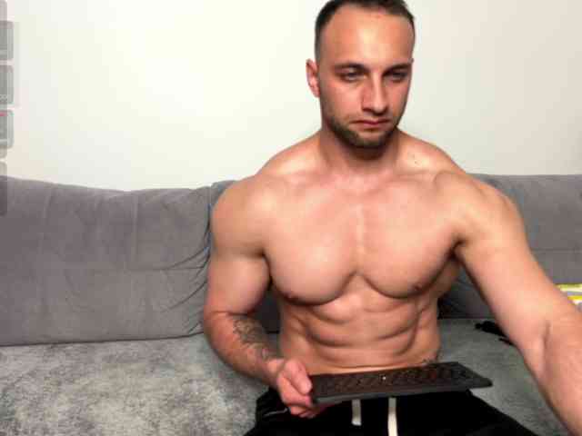Michaelbtadleyy Live Webcam on BongaCams
