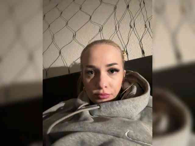 HighAndCouple1 webcam