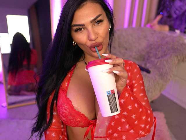 FiresBomb777's BongaCams show and profile