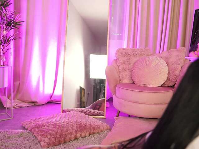 FiresBomb777's BongaCams show and profile