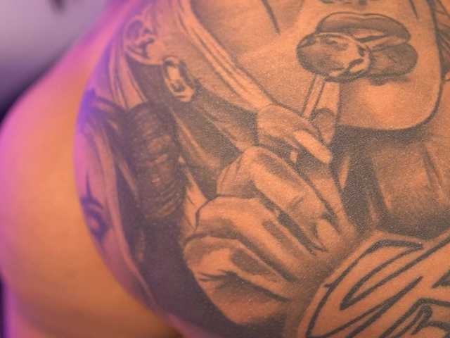 FiresBomb777's BongaCams show and profile