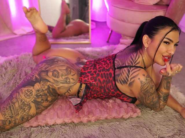 FiresBomb777's BongaCams show and profile