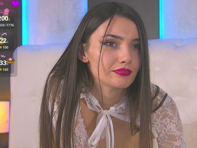 MiaAddison's BongaCams show and profile