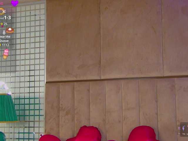 MiaAddison's BongaCams show and profile