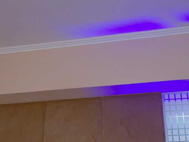 MiaAddison's BongaCams show and profile