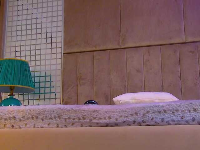 Sex chat gratuit in direct cu MiaAddison pe BongaCams