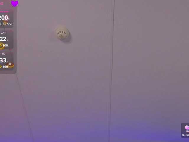 MiaAddison's BongaCams show and profile