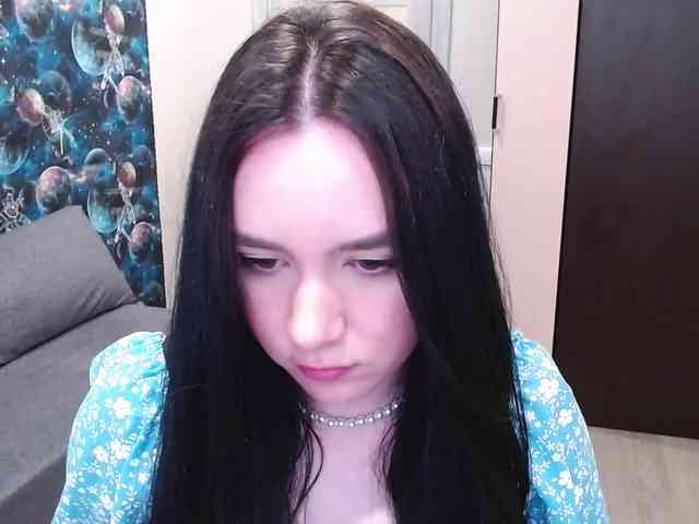 MonicaBrownie webcam