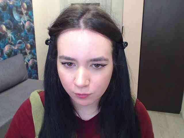 MonicaBrownie webcam