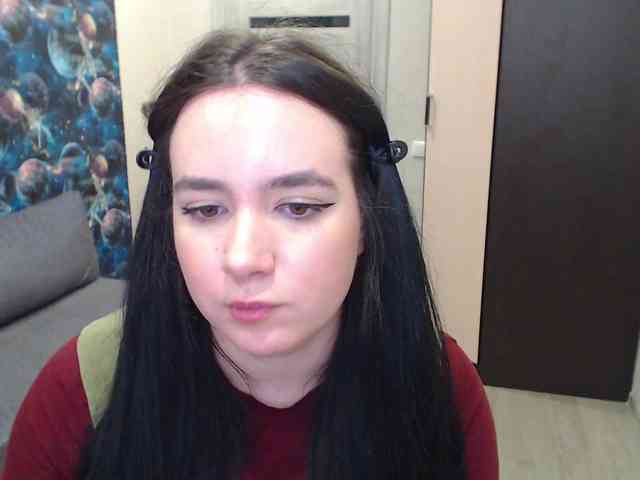 MonicaBrownie webcam