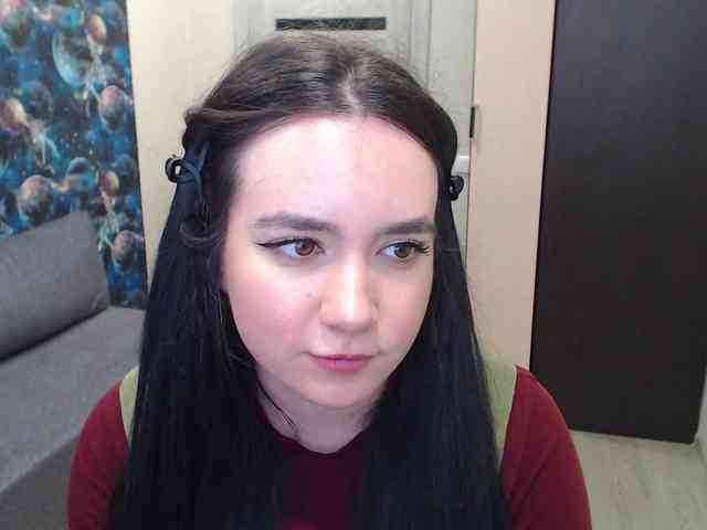 MonicaBrownie webcam