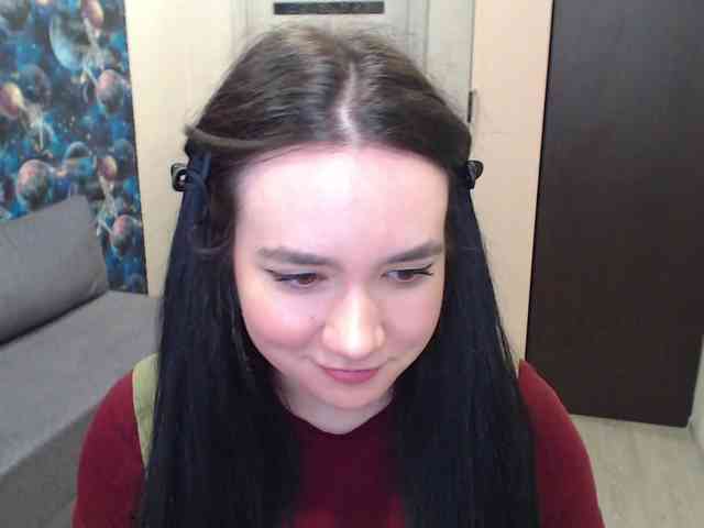 MonicaBrownie webcam
