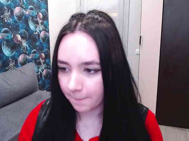MonicaBrownie webcam