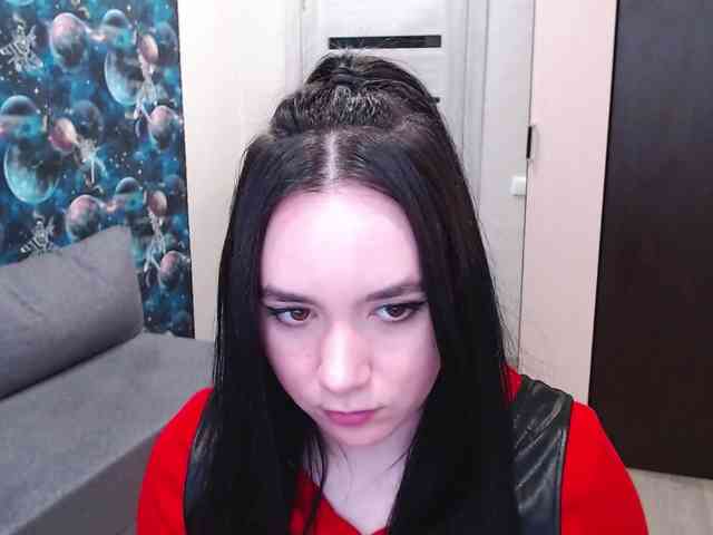 MonicaBrownie webcam