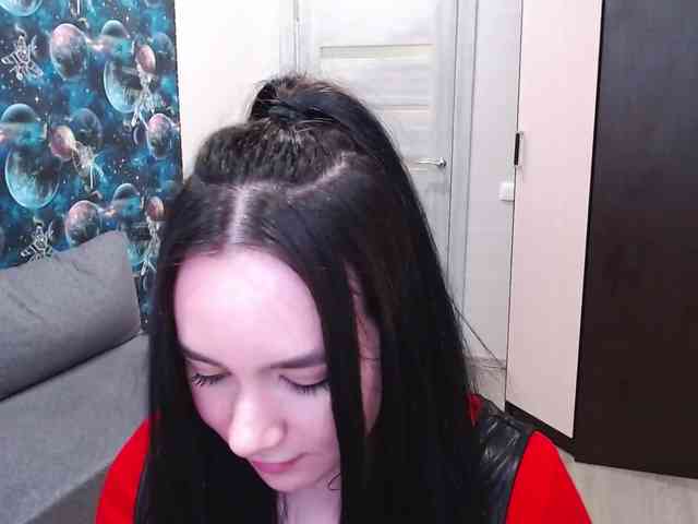 MonicaBrownie webcam