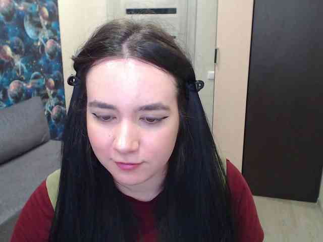 MonicaBrownie webcam