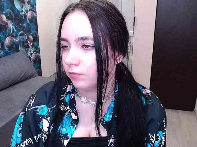 MonicaBrownie webcam