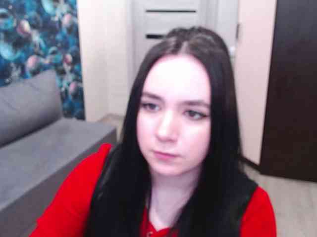 MonicaBrownie webcam