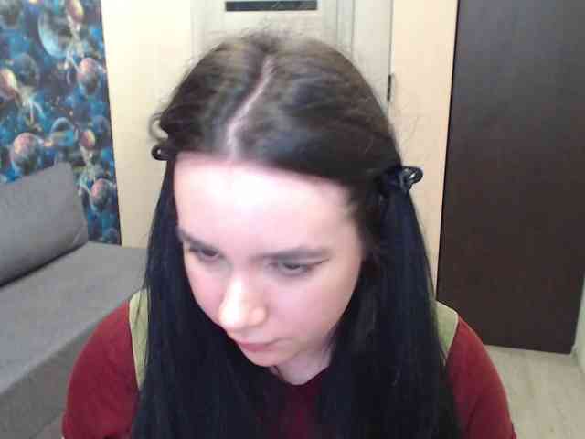 MonicaBrownie webcam