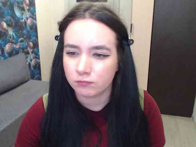 MonicaBrownie webcam