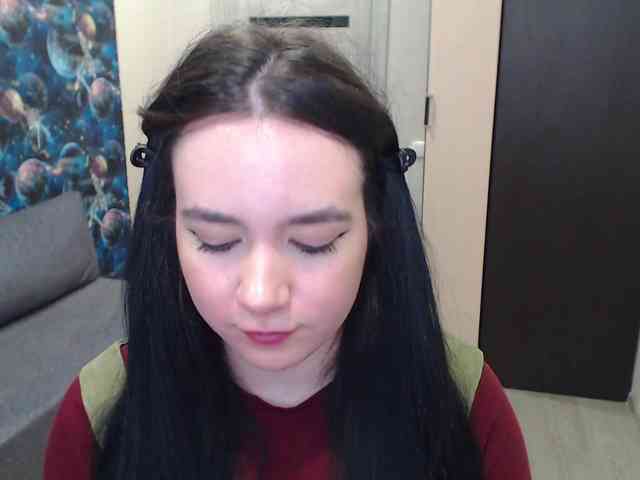 MonicaBrownie webcam