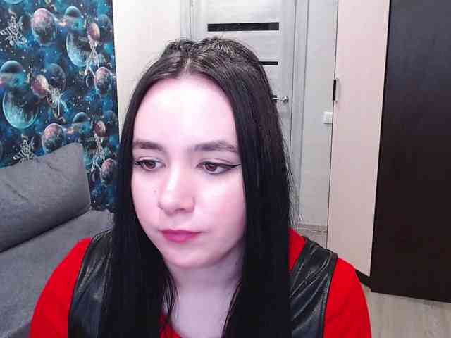 MonicaBrownie webcam