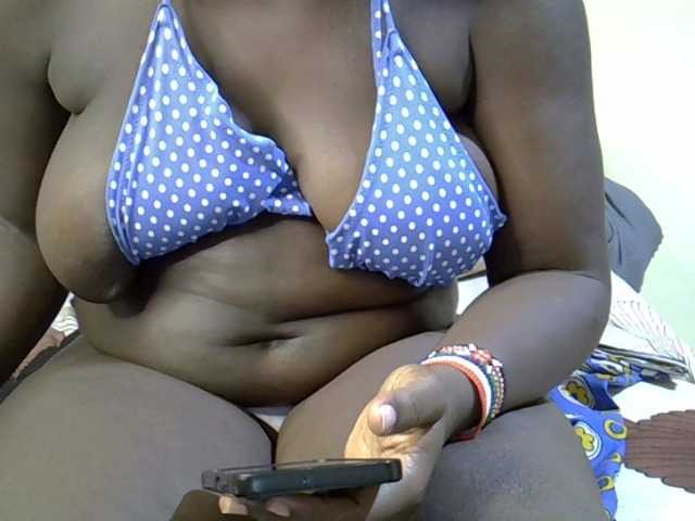 Sexyamadah-012 Live Cam on BongaCams