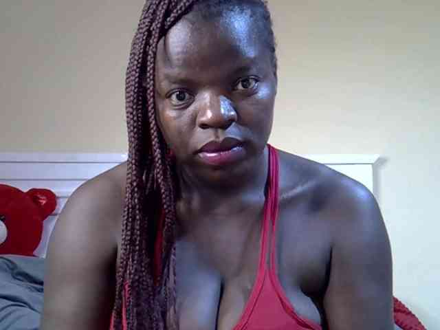 Sexyamadah-012 webcam