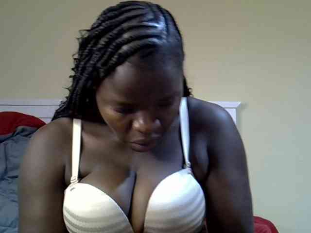 Sexyamadah-012 webcam