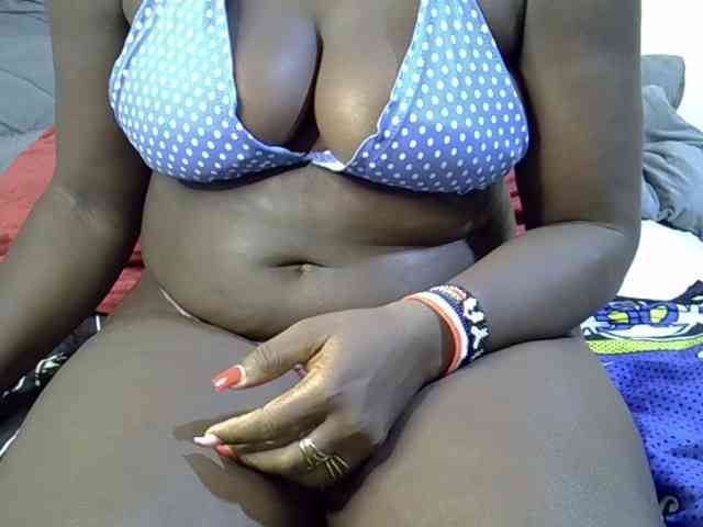 Sexyamadah-012 webcam