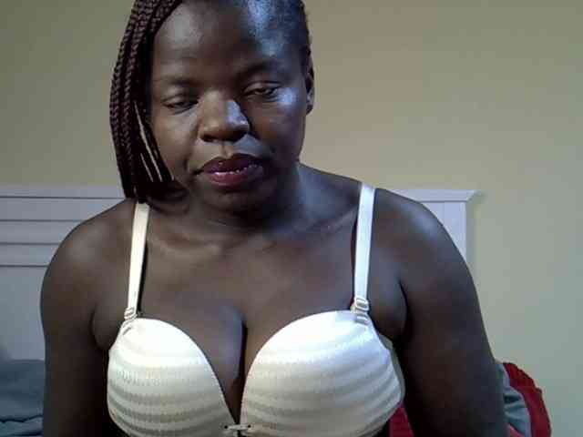 Sexyamadah-012 webcam