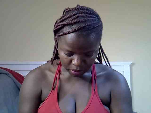 Sexyamadah-012 webcam