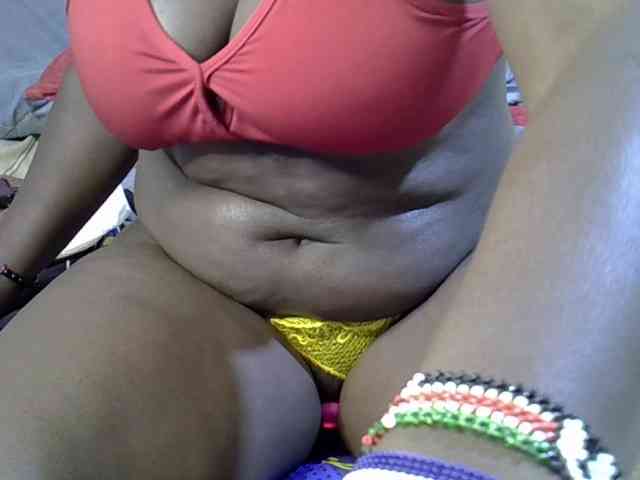 Sexyamadah-012 webcam