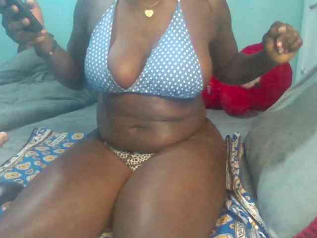 Sexyamadah-012 webcam