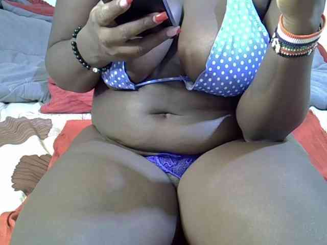 Sexyamadah-012 webcam