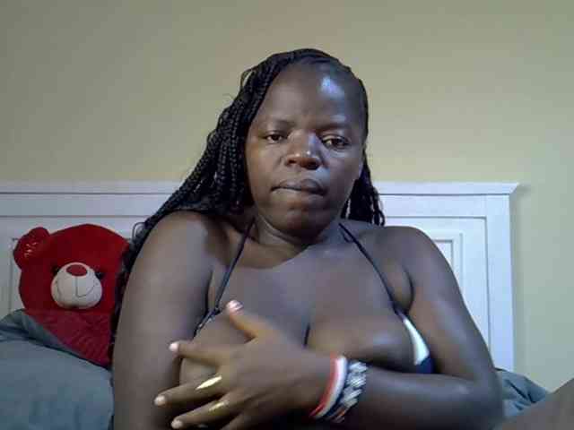 Sexyamadah-012 webcam