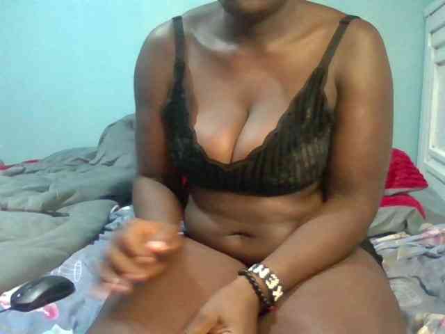 Sexyamadah-012 webcam