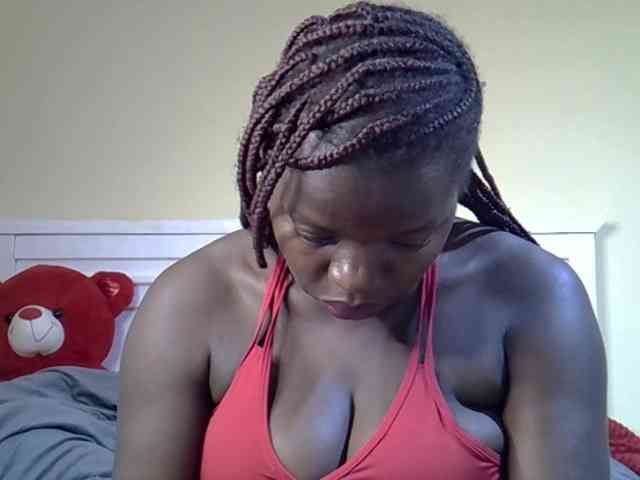 Sexyamadah-012 Live Webcam on BongaCams