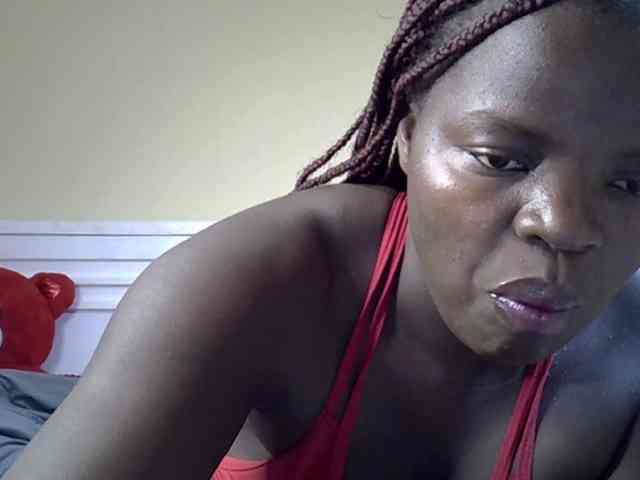 Sexyamadah-012 webcam