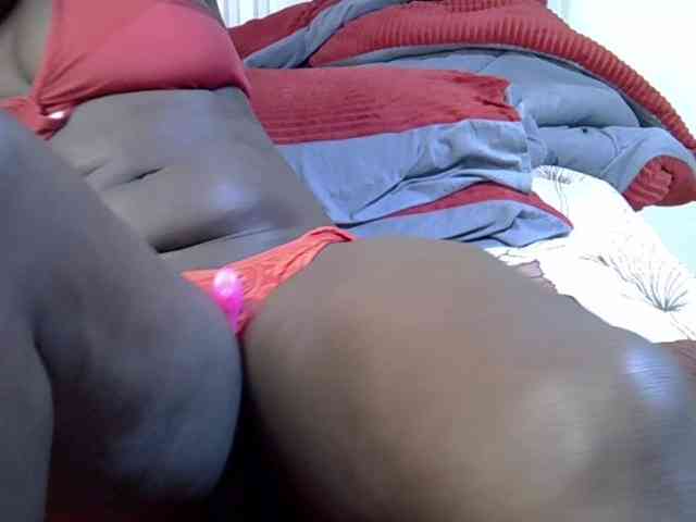 Sexyamadah-012 webcam