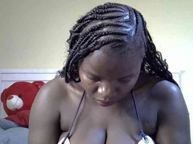 Sexyamadah-012 webcam