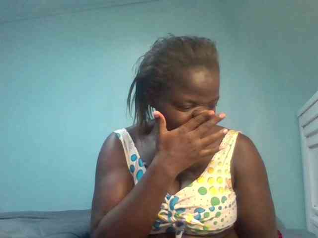 Sexyamadah-012 webcam
