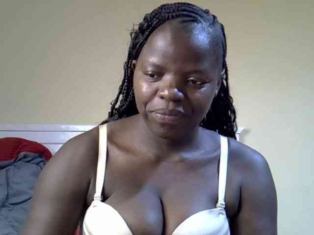 Sexyamadah-012 webcam