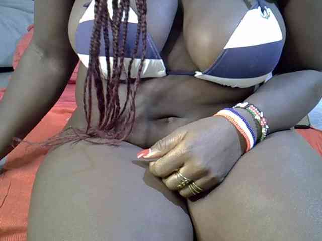 Sexyamadah-012 webcam