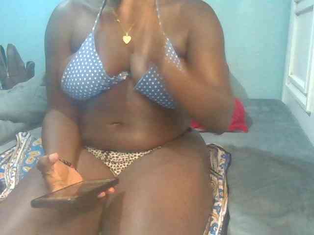 Sexyamadah-012 webcam