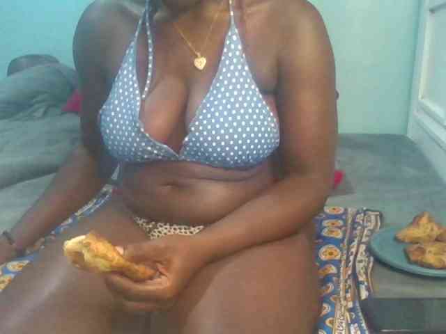 Sexyamadah-012 webcam