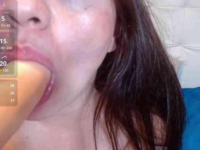 lorenajoness webcam
